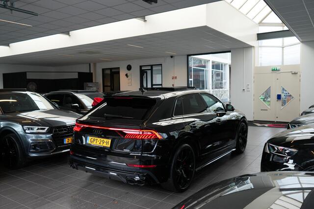 Audi Q8 55 TFSI e Quattro | PANO | SQ8 | 3X S-LINE | SFEER | 360 CAMERA | LUCHTVERING