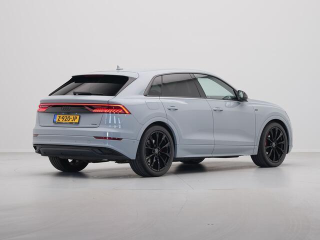 Audi Q8 55 TFSI e 380pk quattro Pro Line S-Line Navigatie Luchtvering Stoelmemory Bang & Olufsen