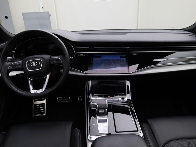 Audi Q8 55 TFSIe/381pk Quattro S Line · Panoramadak · B&O Sound · Leder Valcona · Head-Up Display · Luchtvering · Elek. Voorstoelen · Matrix LED ·