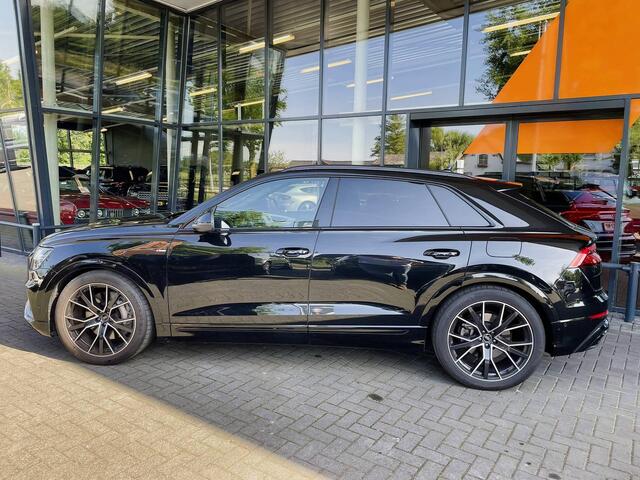 Audi Q8 55 TFSI e quattro Pro Line Advanced | Panodak | Elek trekhaak | Softclose | 22" | HUD |  Achterbank + stuurwiel verw | 360 Camera | Elek stoelen + Memory | Tour,- Park,- City pack