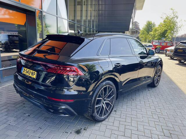 Audi Q8 55 TFSI e quattro Pro Line Advanced | Panodak | Elek trekhaak | Softclose | 22" | HUD |  Achterbank + stuurwiel verw | 360 Camera | Elek stoelen + Memory | Tour,- Park,- City pack
