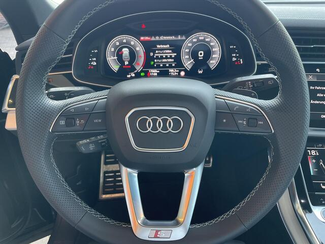 Audi Q8 55 TFSI e quattro Pro Line Advanced | Panodak | Elek trekhaak | Softclose | 22" | HUD |  Achterbank + stuurwiel verw | 360 Camera | Elek stoelen + Memory | Tour,- Park,- City pack