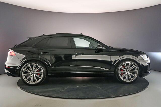 Audi Q8 55 TFSI e quattro Pro Line S | B&O | Pano | Nachtzicht | Adapt. Cruise | 23 inch | Adapt. Onderstel | Rood Stiksel | Trekhaak | S -Line |