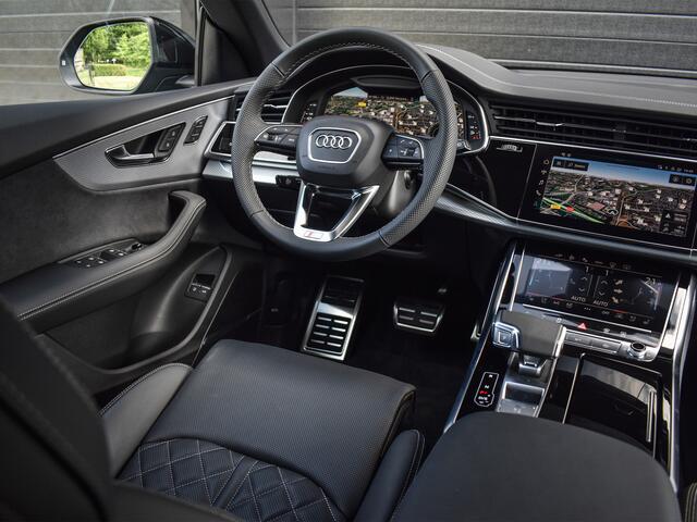 Audi Q8 60 TFSI e quattro Pro Line S Competition | PANORAMADAK | 4 WIEL BESTURING | HEAD UP | B&O AUDIO | MASSAGESTOELEN | SOFT CLOSE | AMBIANCE SFEERVERLICHTING | ELEKTR. TREKHAAK | STOELVERWARMING V+A | STOELVENTILATIE