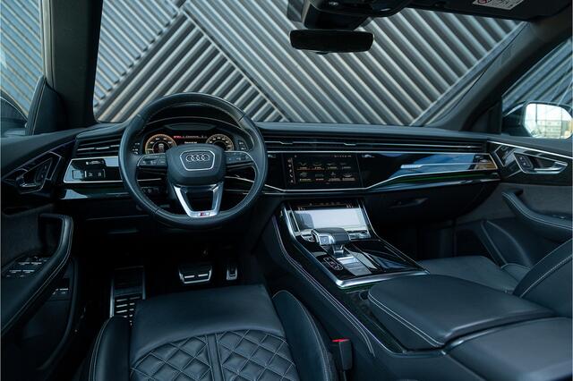 Audi Q8 55 TFSI e quattro S-Line Pano RS-Stoelen ACC 360 Head Up Ambient Matrix B&O Luchtv. Softclose Trekhaak