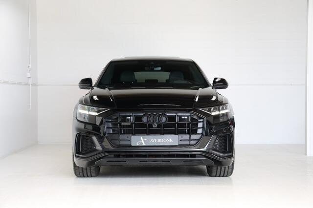 Audi Q8 55TFSI e Quattro 381pk S-line Pano/360cam/Softclose/Stoelventila