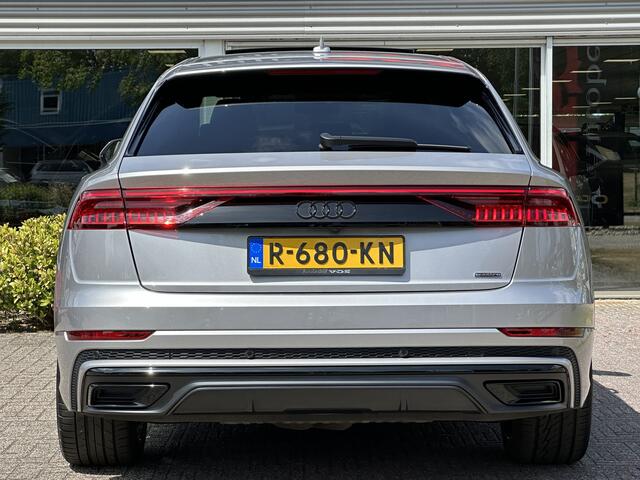 Audi Q8 60 TFSI e quattro Pro Line S Competition | 462 pk | Panodak | Massage | RS Stoelen | 23" lm