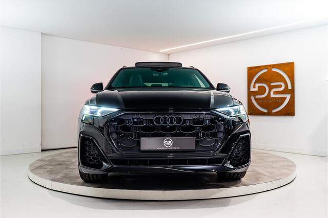 Audi Q8 60 TFSI E Quattro S-Edition Competition 490PK FACELIFT | NIEUW | 5 Jaar Garantie | BOMVOL!