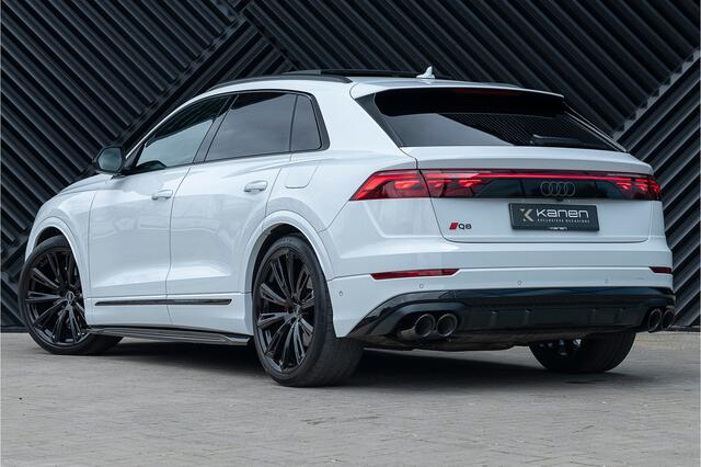Audi Q8 60 TFSI e quattro S-Line Competition Panodak ACC Trekhaak Achteras Bestr. Head Up 360 Oled Massage Softcl. B&O Stoelvent.
