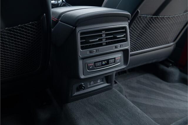 Audi Q8 60 TFSI e quattro S-Line Competition Panodak ACC Trekhaak Achteras Bestr. Head Up 360 Oled Massage Softcl. B&O Stoelvent.