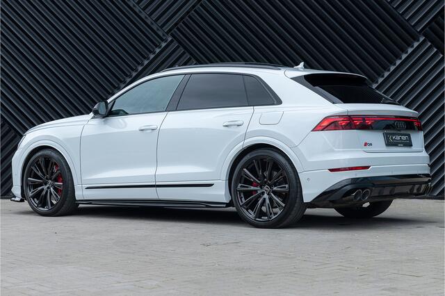 Audi Q8 60 TFSI e quattro S-Line Competition Panodak ACC Trekhaak Achteras Bestr. Head Up 360 Oled Massage Softcl. B&O Stoelvent.