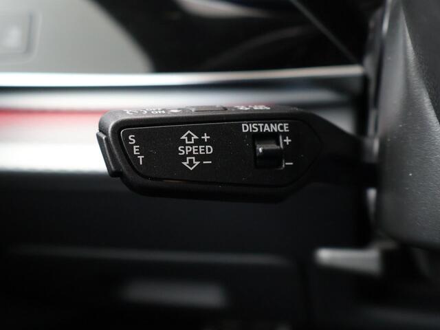 Audi Q8 60 TFSI e quattro Pro Line S Competition | 490 PK | SoH 100% | Panoramadak | Vierwielbesturing | Head-Up display | Trekhaak | 22" velgen | HD Matrix LED koplampen |