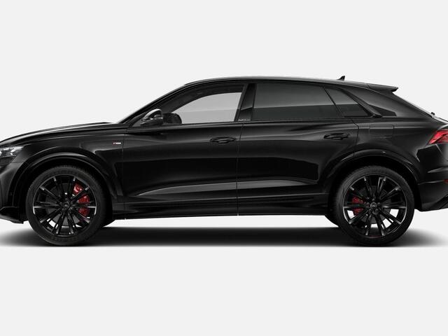 Audi Q8 60 TFSI e quattro Pro Line S Competition 490 PK · 23" LM Velgen · Assist. pakket plus, remote park · Glazen panoramadak · HD Matrix + Laser · Digitale OLED achterlichten