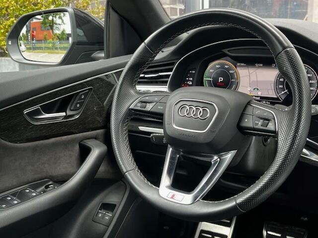 Audi Q8 55 TFSI E Q S-LINE - LUCHTVERING - BLACK OPTIK - EL. TREKH.