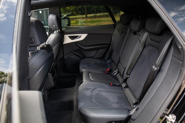 Audi Q8 60 TFSI e quattro Pro Line S Competition , Pano dak, Adap. cruise, HUD, 3D camera,