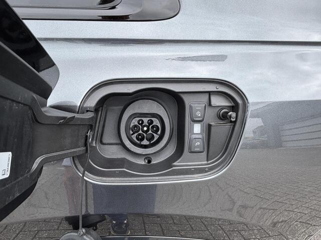 Audi Q8 Pro Line S 55 TFSI e 290 kW / 394 PK SUV | B&O | Luchtvering | Head-Up Display | Memory Seats | Trekhaak | Sfeerverlichting |