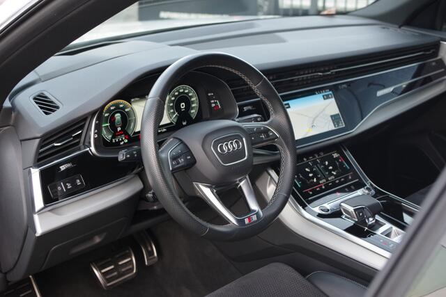 Audi Q8 60 TFSI e 463 PK Quattro Competition Plug-In Hybride, Elek. Trekhaak, Camera, B&O Sound, HUD