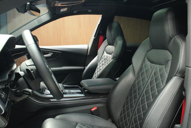 Audi Q8 60 TFSI e quattro Competition Pano / B&O Audio / RS zetels / Key Les
