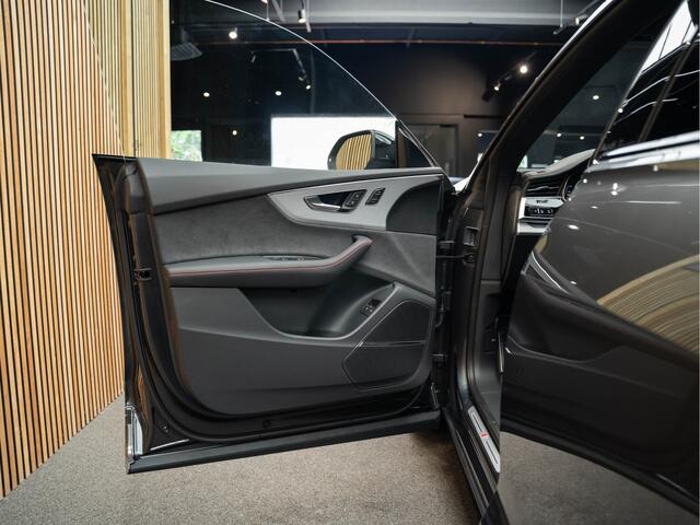Audi Q8 60 TFSI e quattro Pro Line S Competition Q8 60 TFSI e Pano Sport Stoelen ACC Achteras