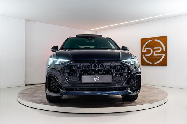 Audi Q8 60 TFSI E Quattro S-Edition Competition 490PK FACELIFT | 2025 DIRECT LEVERBAAR | 5 Jaar Garantie | BOMVOL!
