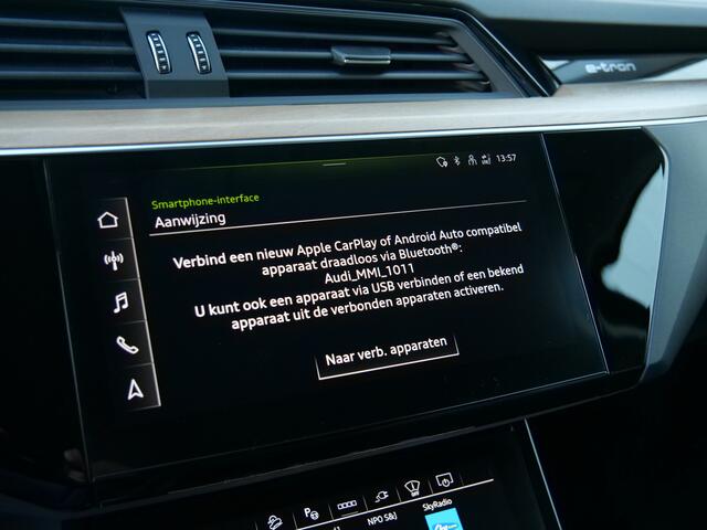 Audi Q8 e-tron 50 quattro S Edition 95 kWh 340 Pk Automaat Navi / Leer / DAB / Apple Carplay / Massage stoel