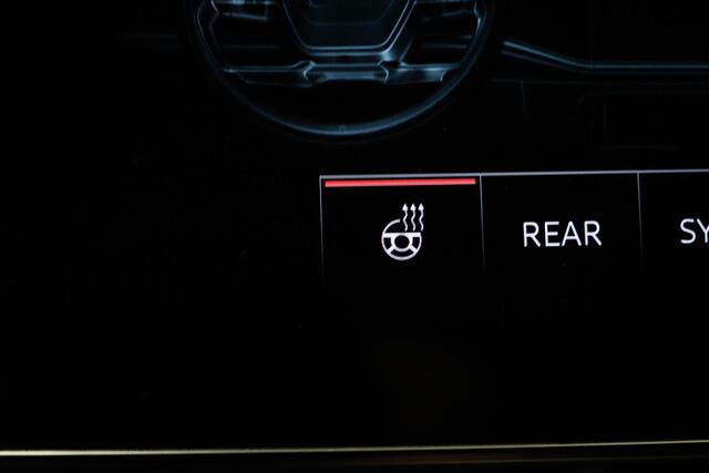 Audi Q8 55 TFSI e quattro Pro Line Advanced | MATRIX LED | HOUTAFWERKING | STUURVERWARMING | PANORAMADAK | 360 CAMERA