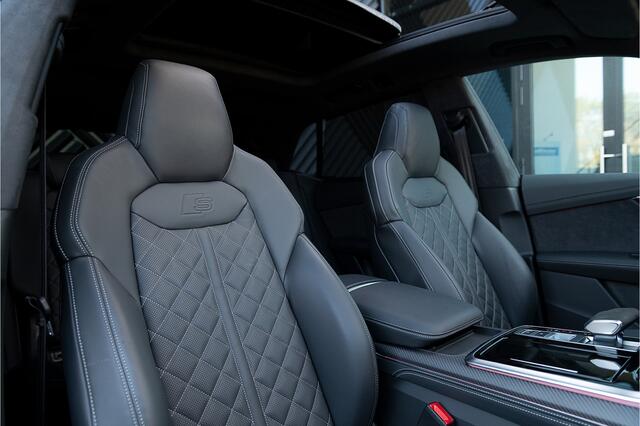Audi Q8 60 TFSI e quattro S-Line Competition Panodak ACC Trekhaak Achteras Bestr. Head Up 360 Oled Massage Softcl. B&O Stoelvent. Trekhaak