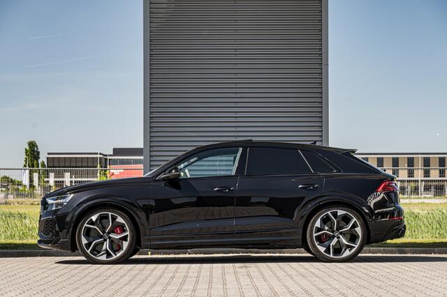 Audi Q8 4.0 TFSI RSQ8 (600PK) Pano, ACC, Keramisch