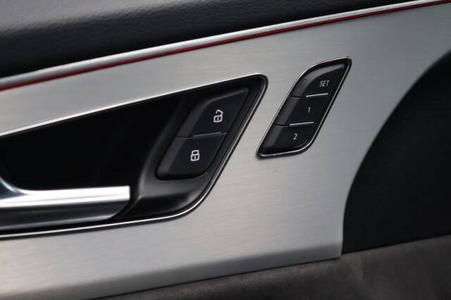 Audi Q8 55 TFSI S-Line 381PK | Panoramadak | Trekhaak | Matrix LED