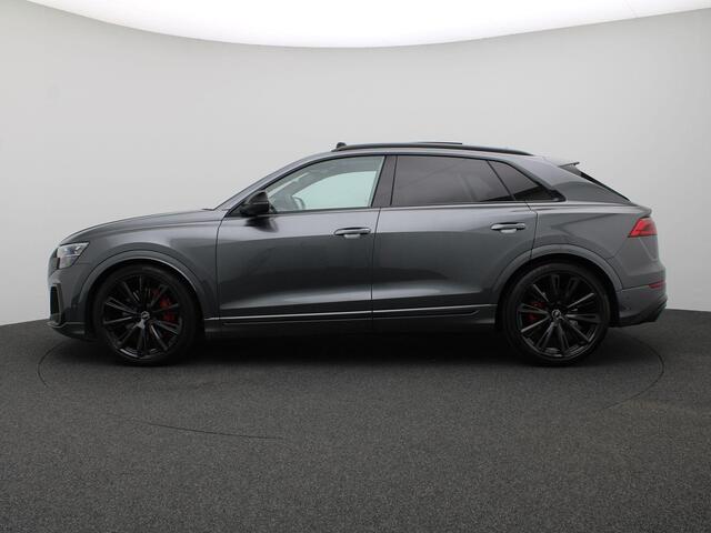 Audi Q8 4.0 TFSI SQ8 quattro Advanced onderstel, Servosluiting, Standkachel, Panoramadak, Trekhaak, Massage, Ventilatie, HD Matrix Laser, Head-Up Display, Area View, Nachtzicht, 23" LM Velgen