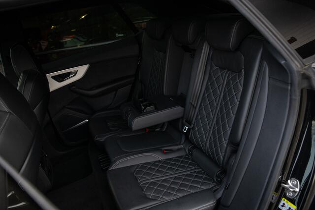 Audi Q8 55 TFSI e quattro Pro Line Advanced , 3D-camera, Luchtvering, Head-up display, Apple Carplay,