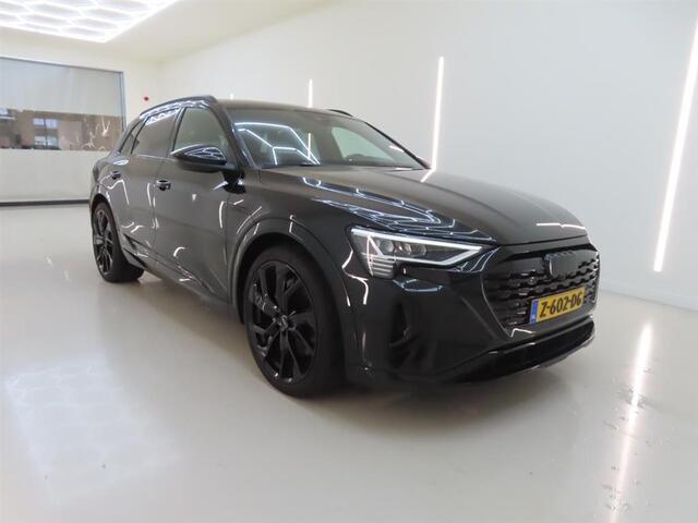 Audi Q8 e-tron 50 quattro Advanced Edition 95 kWh | Afn trekhaak | Virtual Cockpit+ | Luchtvering | CarPlay | Adap Cruise | S-line 22" LM | Elek stoelen | Zwart Optiek | Full led | Org NL
