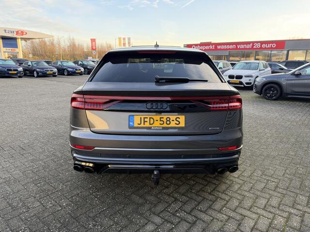 Audi Q8 60 TFSI e 467 PK Quattro Pro Line S-Line Competition SQ8 Diffuser Panoramadak S-Line Sportstoelen Plus Trekhaak Stuurverwarming Stoelverkoeling ACC Audi Exclusive Individueel-lak Rotor Grau!