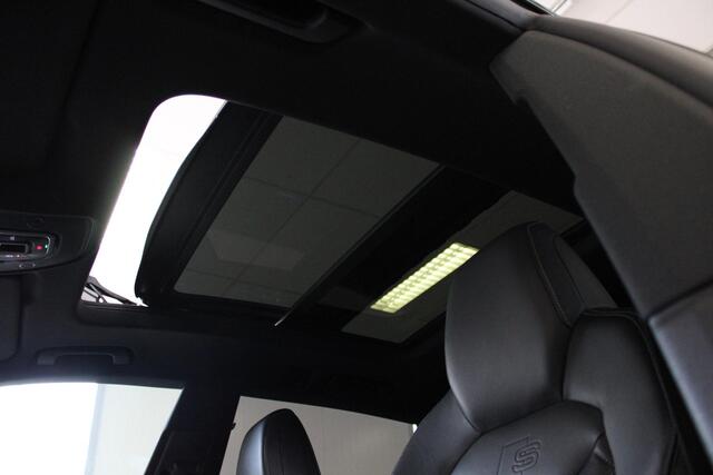 Audi Q8 50 TDI Quattro 3x S-line Panorama - Matrix LED - Lederen Bekleding