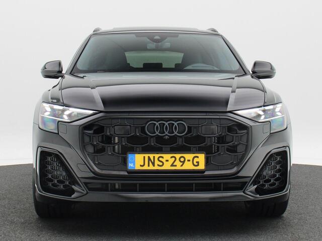 Audi Q8 60 TFSi e 490 Pk quattro S-Line Competition | Adaptive Cruise | Stoelverwarming | Panoramadak | 360 Camera | Navigatie | Trekhaak | 23 Inch | 10.002 Km!!