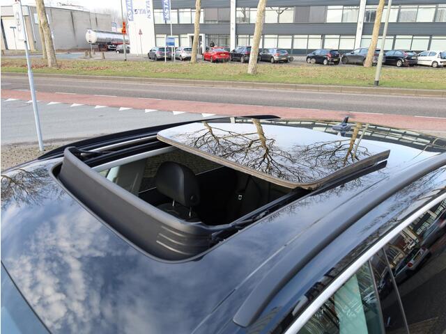 Audi Q8 55 eTFSI Quattro 340PK | Panodak | Vol Leer | Keyless | Camera | Memory 2X | Elektrische kofferklep | Stoel&Stuur&Achterbankverwarmd | Trekhaak |