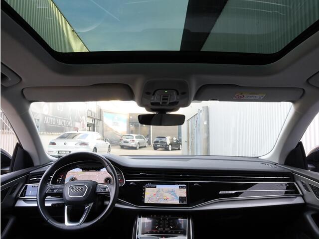 Audi Q8 55 eTFSI Quattro 340PK | Panodak | Vol Leer | Keyless | Camera | Memory 2X | Elektrische kofferklep | Stoel&Stuur&Achterbankverwarmd | Trekhaak |