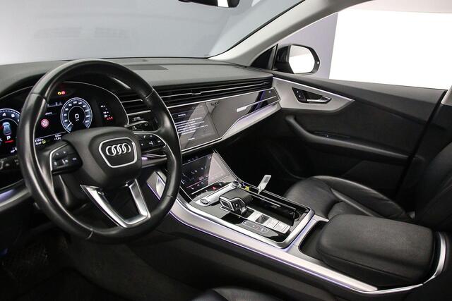 Audi Q8 55 TFSI e quattro Pro Line Plus | Trekhaak | ACC | Achteruitrijcamera | Tour | City | Memory | Ambient lighting |