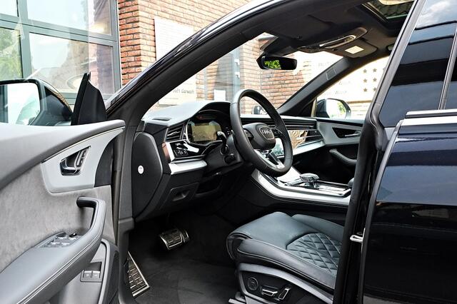 Audi Q8 60 TFSI e quattro Competition, Panoramadak, Trekhaak, ACC, 360°