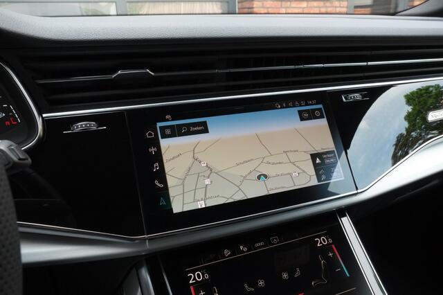 Audi Q8 60 TFSI e quattro Competition, Panoramadak, Trekhaak, ACC, 360°
