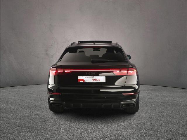 Audi Q8 55 TFSI e quattro Pro Line S Pano | B&O | Trekhaak | 4-Wiel | S-Stoelen | HD-Matrix | 360 Camera | Massage | B&O | Head up |
