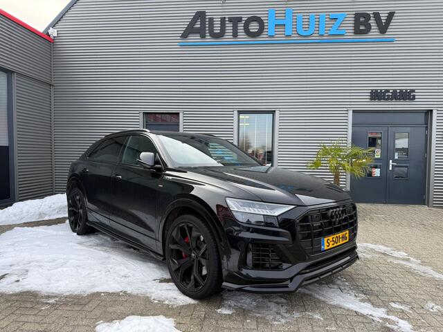 Audi Q8 55 TFSI e quattro Pro Line S-line Panoramadak Sound-systeem Bang & Olufsen S Sportstoelen plus Leder Valcona S-logo ruitpatrooon Stoelventilatie voor Stuurwielverwarming 23 Inch Head-up-display ACC