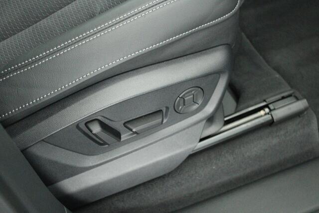 Audi Q8 55 TFSI e 394pk quattro Pro Line S 360Camera Laser Led Sluithulp B&O Keyless Virtual Cockpit Navigatie Panoramadak 2x S-Line