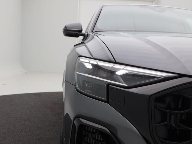 Audi Q8 Pro Line S Competition 60 TFSI e | 490 PK | Sportstoelen plus | Leder Valcona interieur | Glazen Panoramadak | Softclose | Trekhaak & aanhangerassistent |
