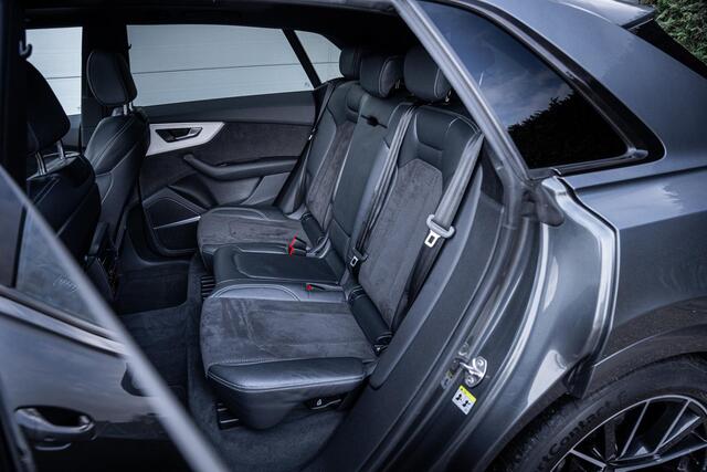 Audi Q8 55 TFSI quattro S-line I Panorama I B&O I Luchtvering I Matrix I HuD I Camera I Elek.-trekhaak I Dealer-onderhouden