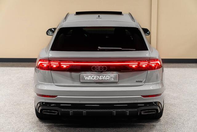 Audi Q8 60 TFSIe Competition 4W-STURING.MASSAGE.HEADUP.VOLL