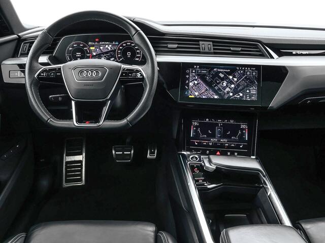 Audi Q8 Sportback e-tron 55 408pk Quattro S Edition 115 kWh · SOH 95,1% · Panoramadak · Luchtvering · 360 Camera · Elek. Voorstoelen ·
