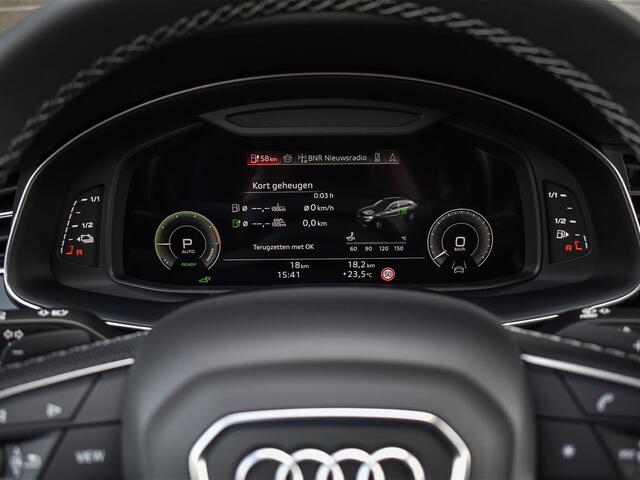Audi Q8 60 TFSI e quattro Pro Line S Competition | B&O advanced | Audi exclusive | 5 jaar garantie | Panoramadak | massage stoelen | 4 wiel besturing | Alcantara hemel | Soft-close | Elektr. Trekhaak | Achteras besturing | Oled achterlichten