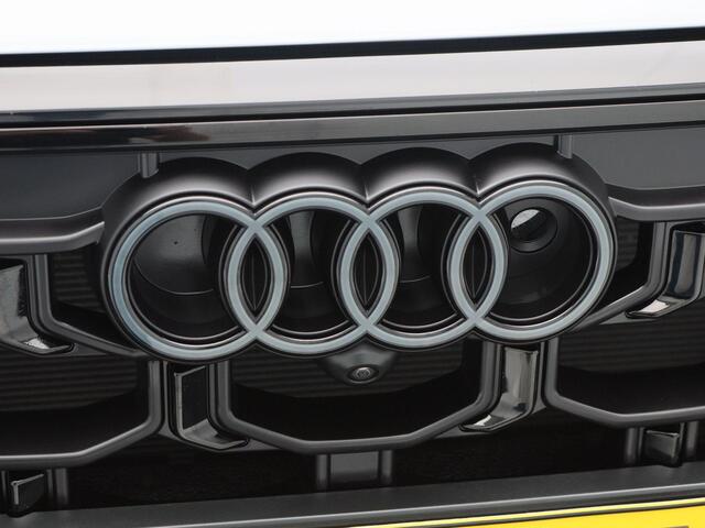Audi Q8 60 TFSi e 490 Pk quattro S-Line Competition | Matrix Laser LED | Vierwielbesturing | B&O Audio | Valcona Leder | 22 Inch | Trekhaak | Head-Up | 20.328 Km!!