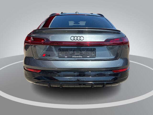 Audi Q8 Sportback e-tron 55 Quattro S Edition 115 kWh 408pk · Panoramadak · 360 Camera · Luchtvering · Virtual Mirror's · Matrix LED · Keyless · Head-Up Display ·